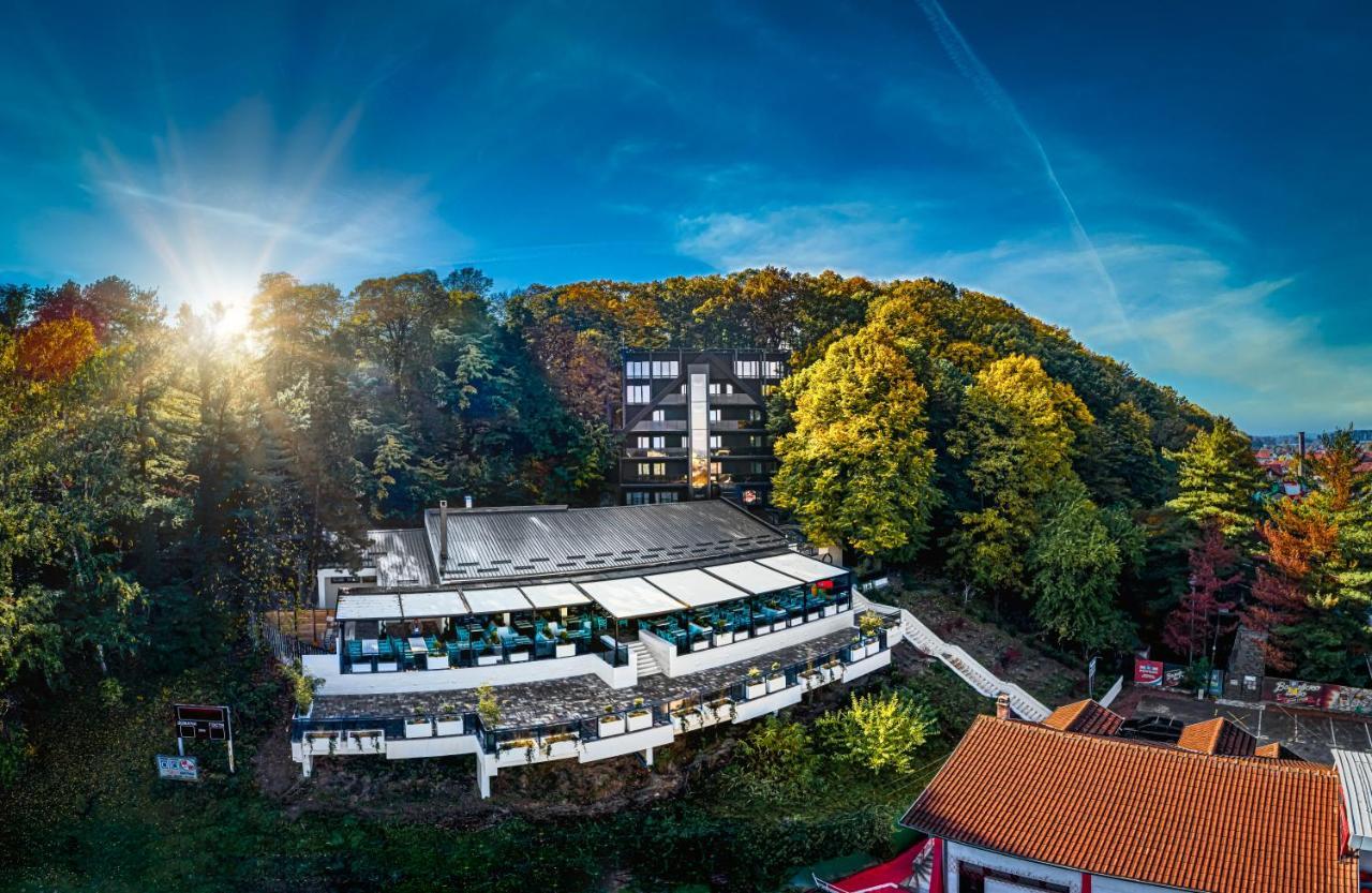 Hotel Ub Aqua Park Ub Kültér fotó