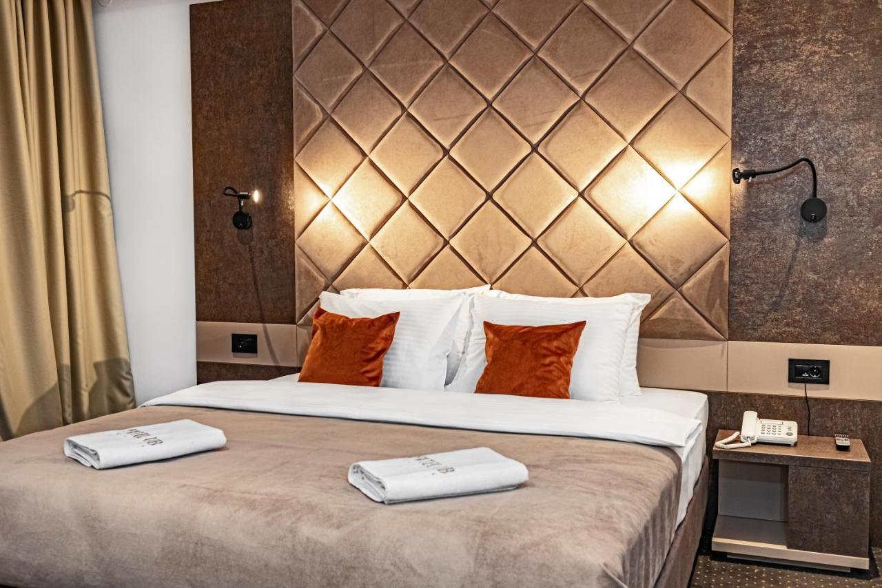 Hotel Ub Aqua Park Ub Kültér fotó